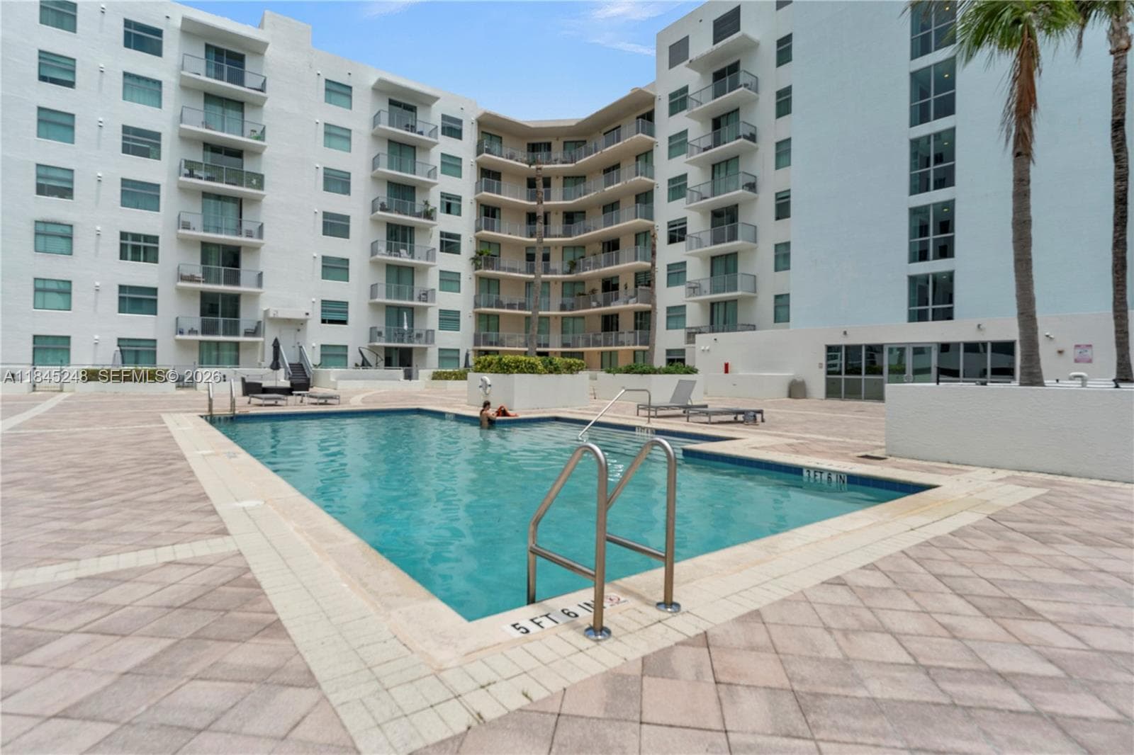 HOLLYWOOD STATION RES CON · #735 in Hollywood - Photo 27
