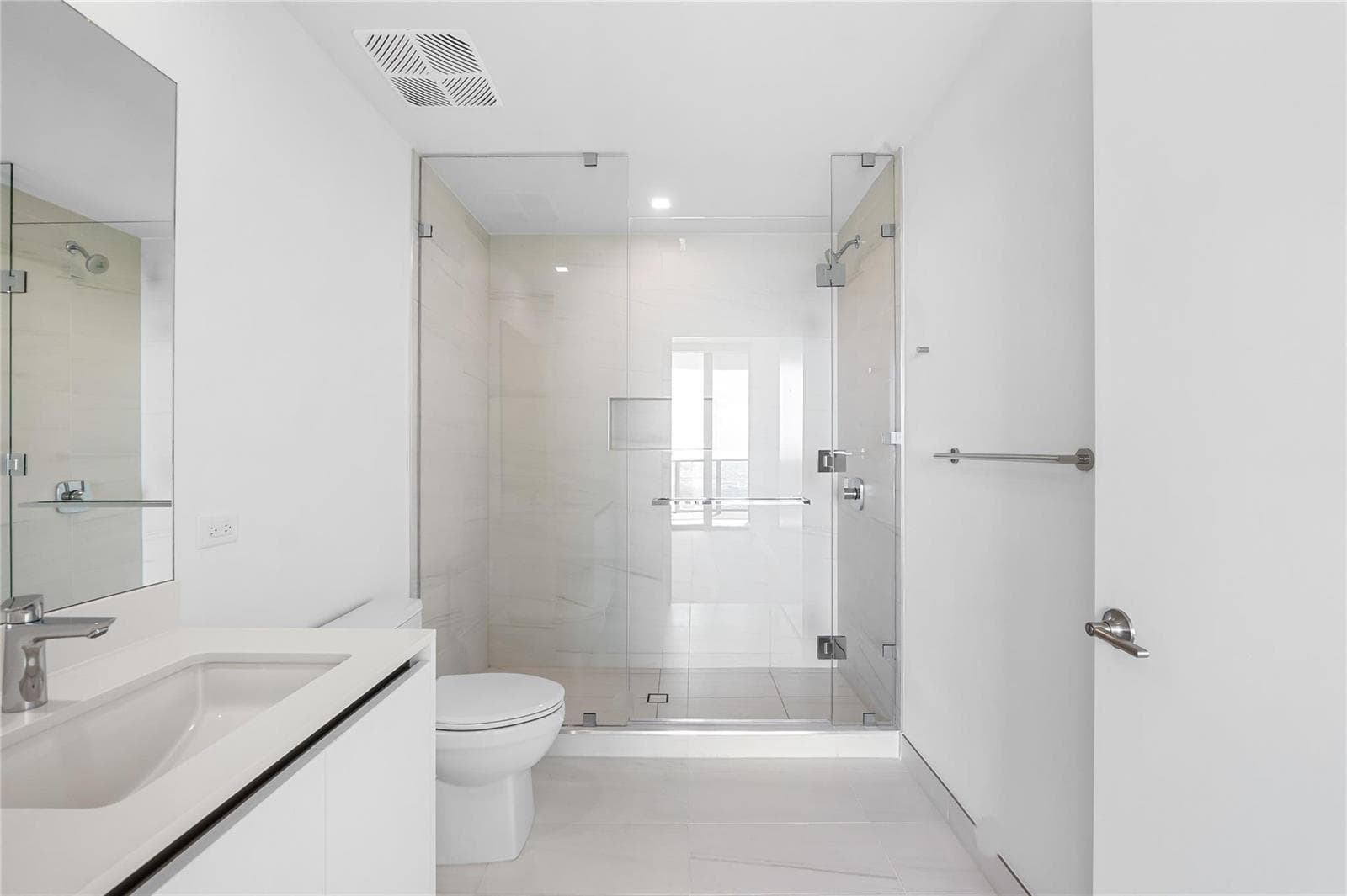 Ensuite Bathroom #2
