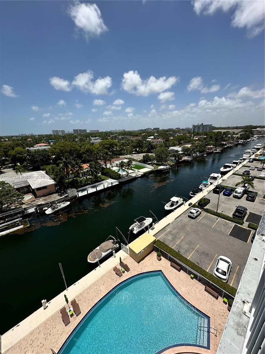 keystone Towers · #807 in North Miami - Photo 2