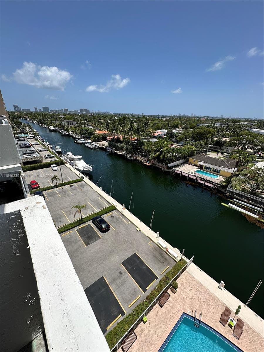 keystone Towers · #807 in North Miami - Photo 13