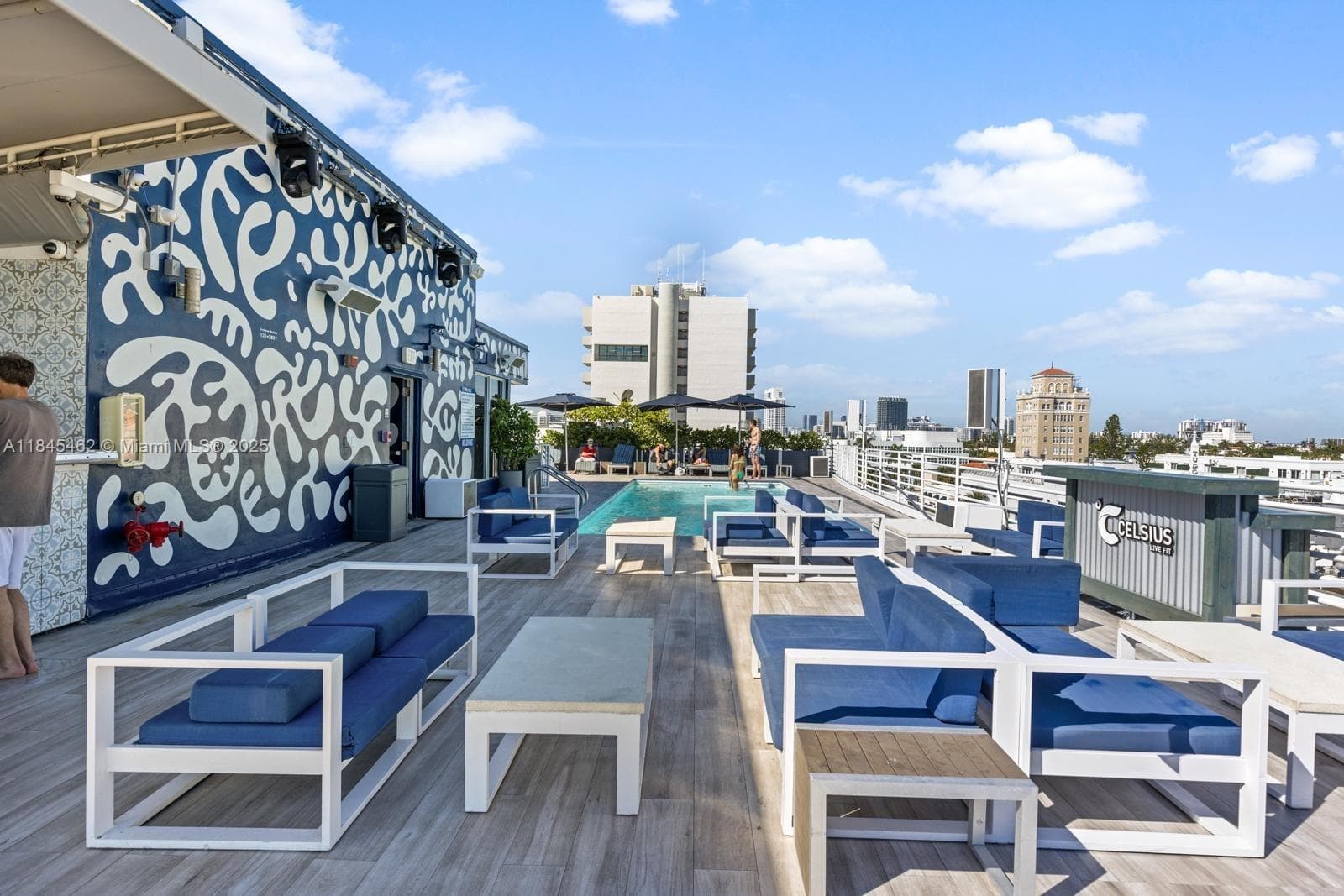 The Strand on Ocean Drive · #A207 in Miami Beach - Photo 4