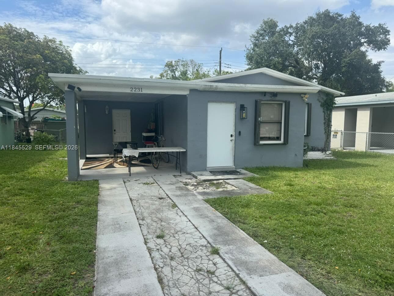 Private driveway, New 2024 roof