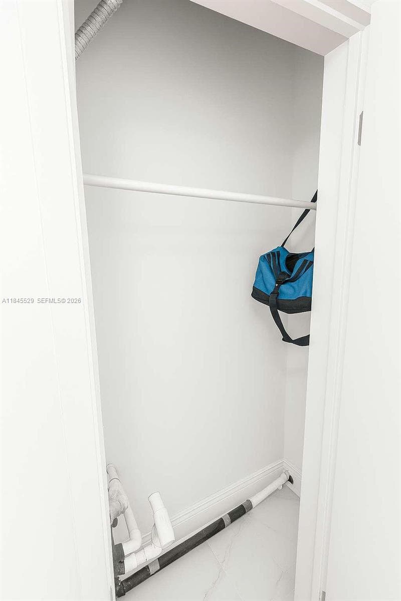 Boutique closet spaces