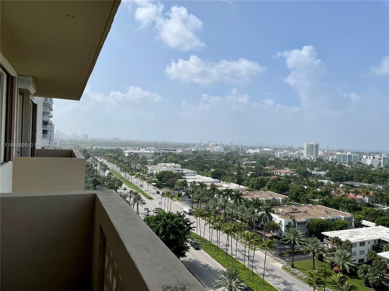 THE PLAZA OF BAL HARBOUR · #PH06(+DEN) in Bal Harbour - Photo 17