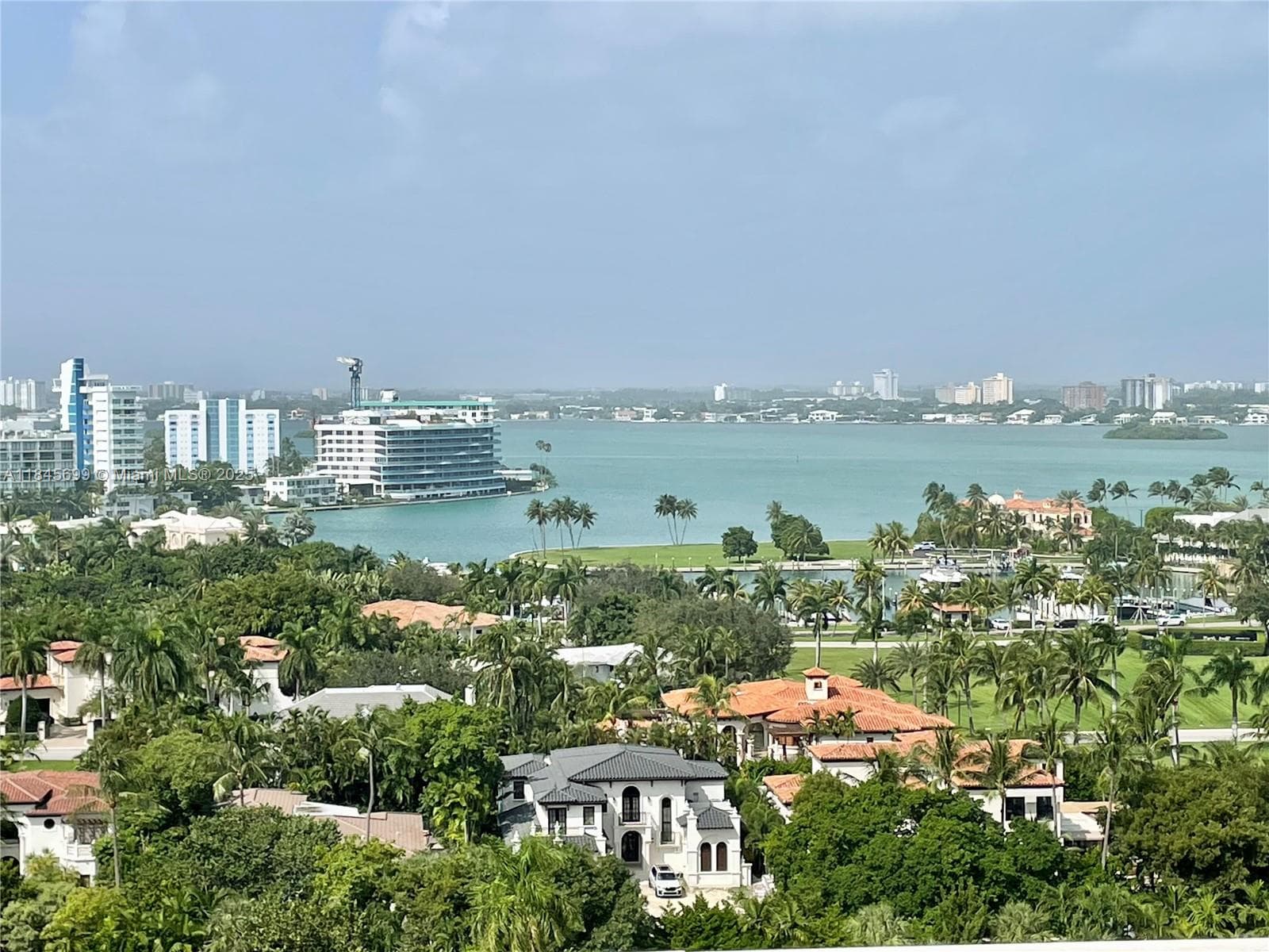 THE PLAZA OF BAL HARBOUR · #PH06(+DEN) in Bal Harbour - Photo 9