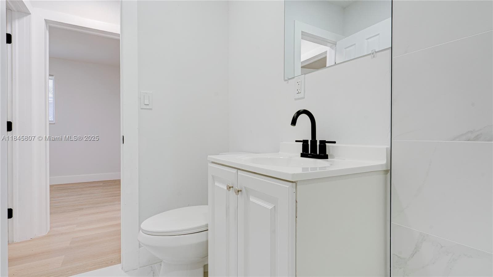 3331 NW 8th Pl photo 18