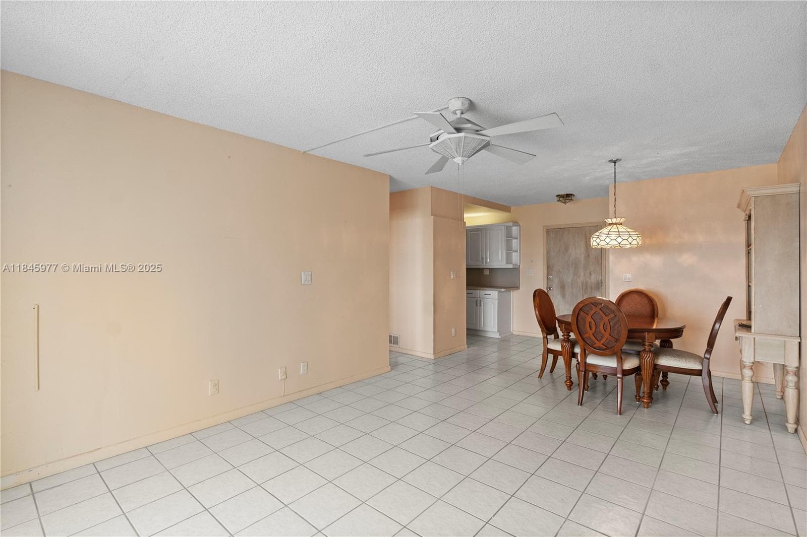 Leisure Beach Condo · #1212 in Fort Lauderdale - Photo 7