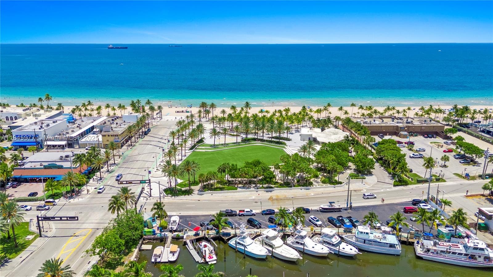Leisure Beach Condo · #1212 in Fort Lauderdale - Photo 36