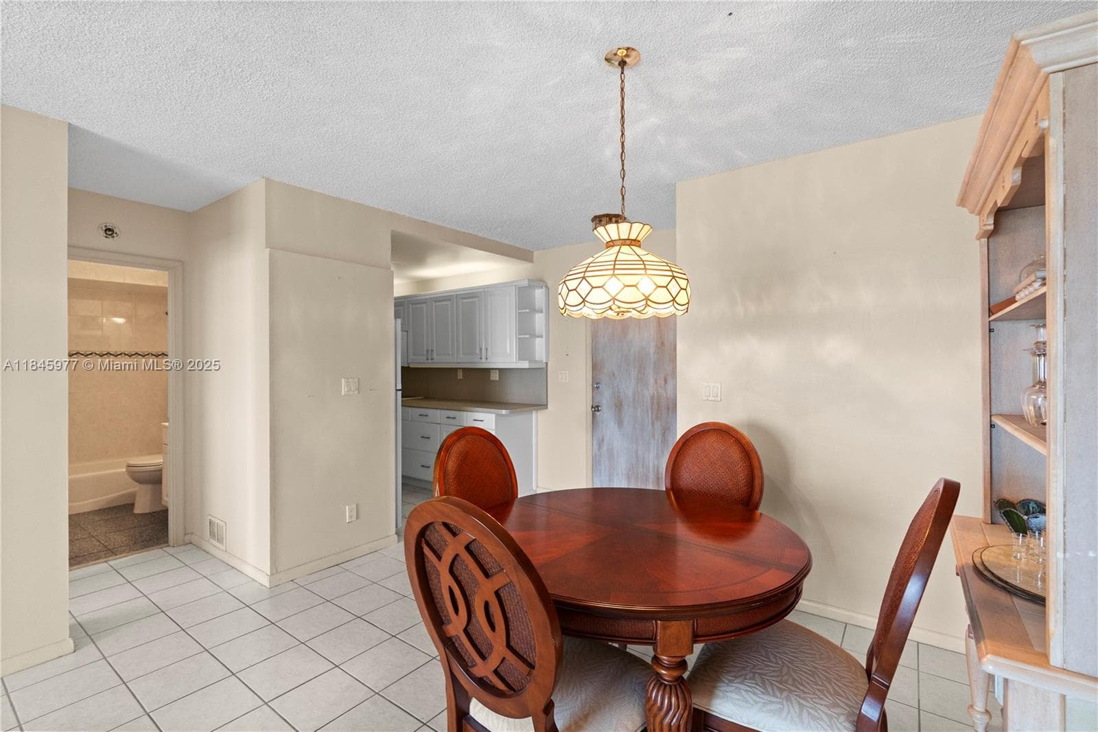 Leisure Beach Condo · #1212 in Fort Lauderdale - Photo 9