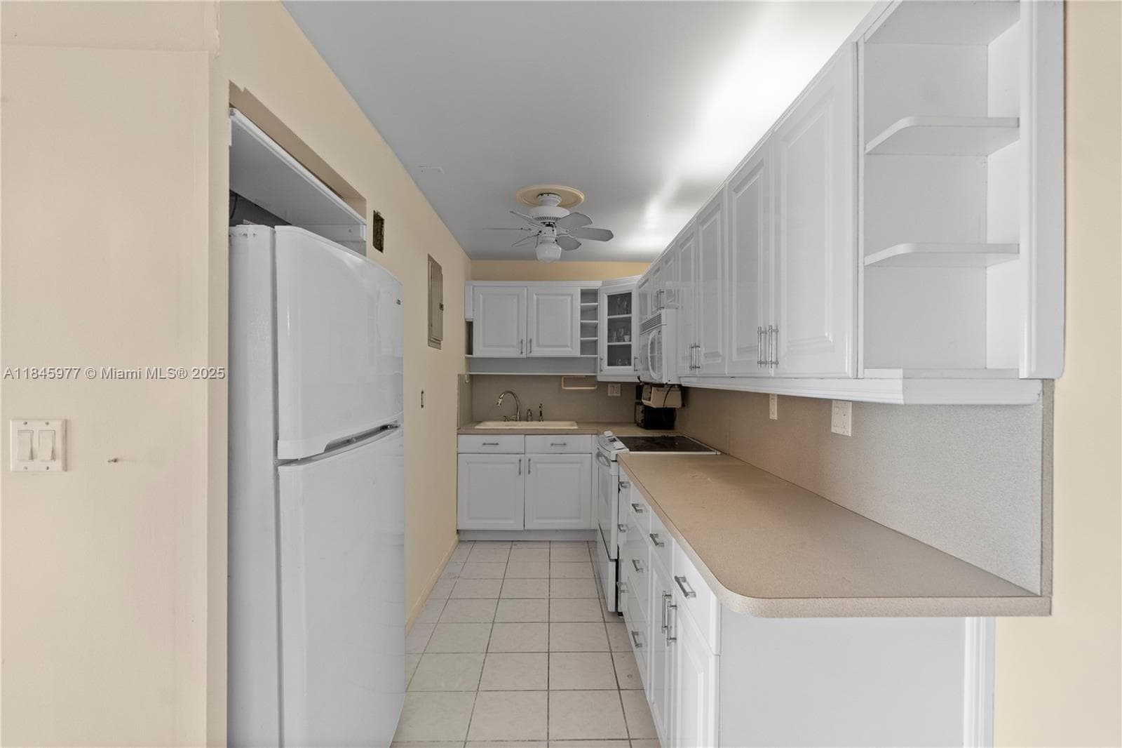 Leisure Beach Condo · #1212 in Fort Lauderdale - Photo 10