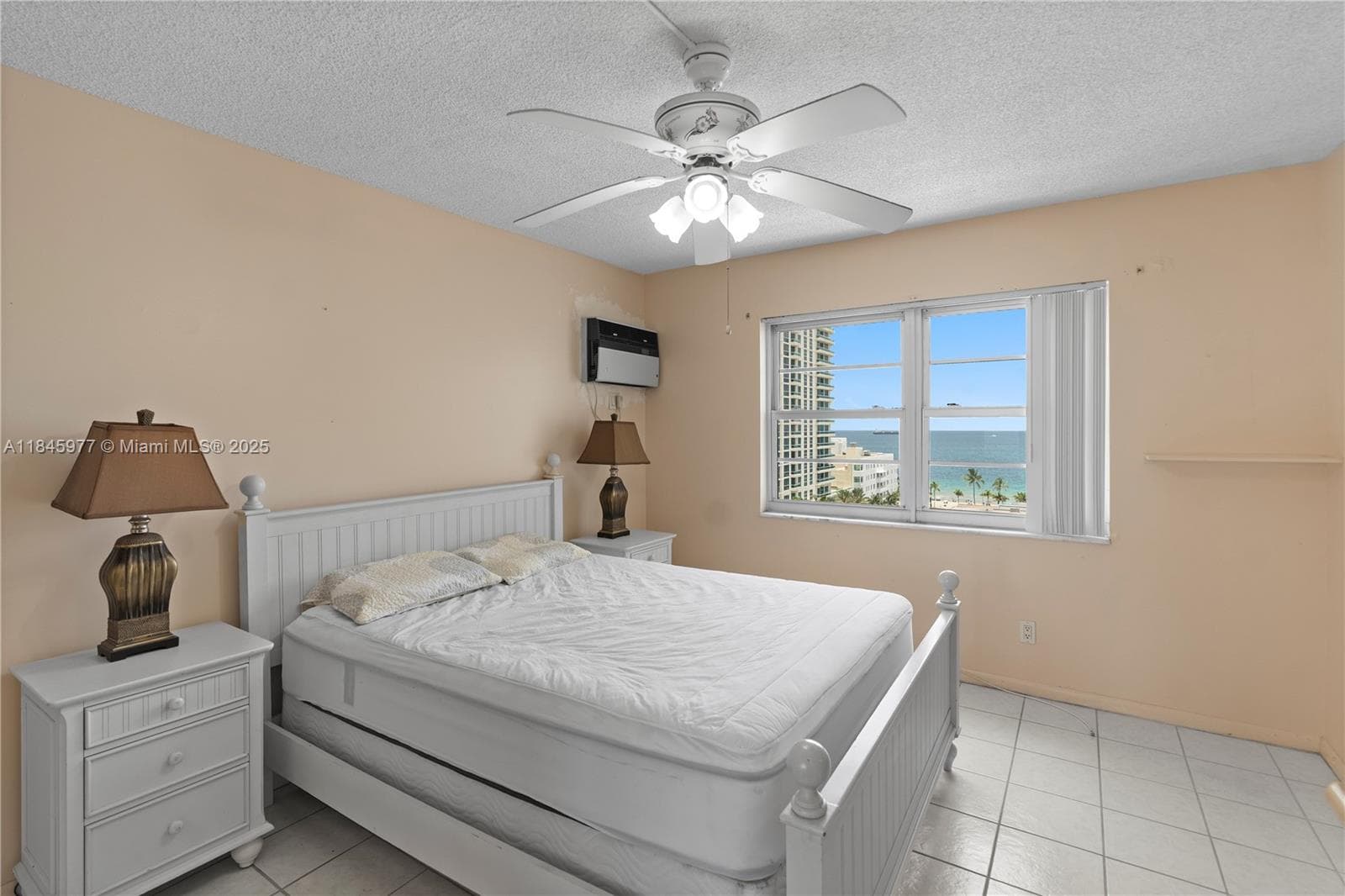 Leisure Beach Condo · #1212 in Fort Lauderdale - Photo 14