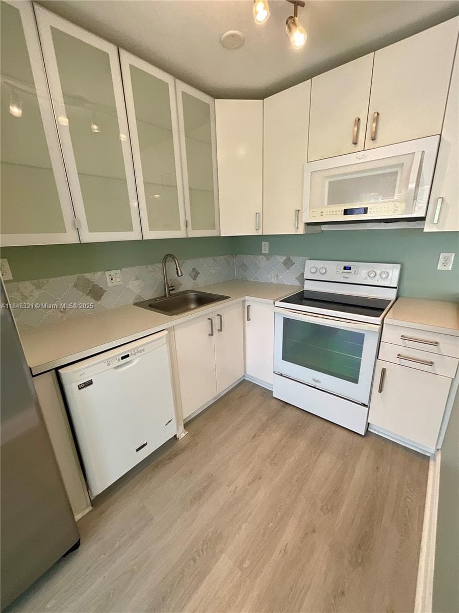 SUTTON PLACE CONDO · #207C in Fort Lauderdale - Photo 9