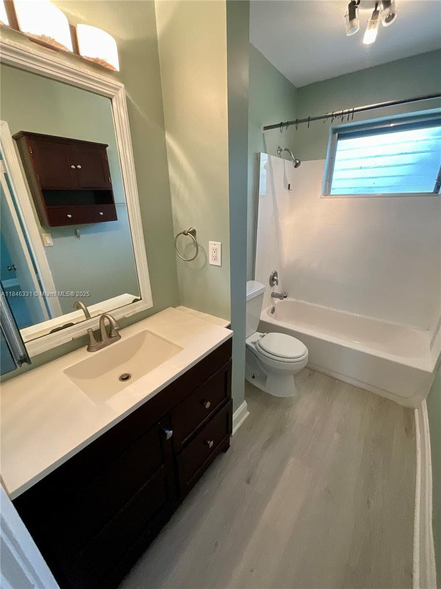 SUTTON PLACE CONDO · #207C in Fort Lauderdale - Photo 11