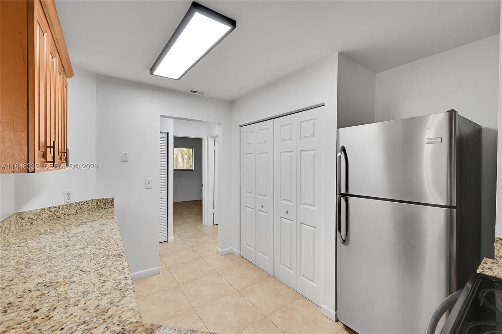 Summer Lake · #107 in Oakland Park - Photo 6