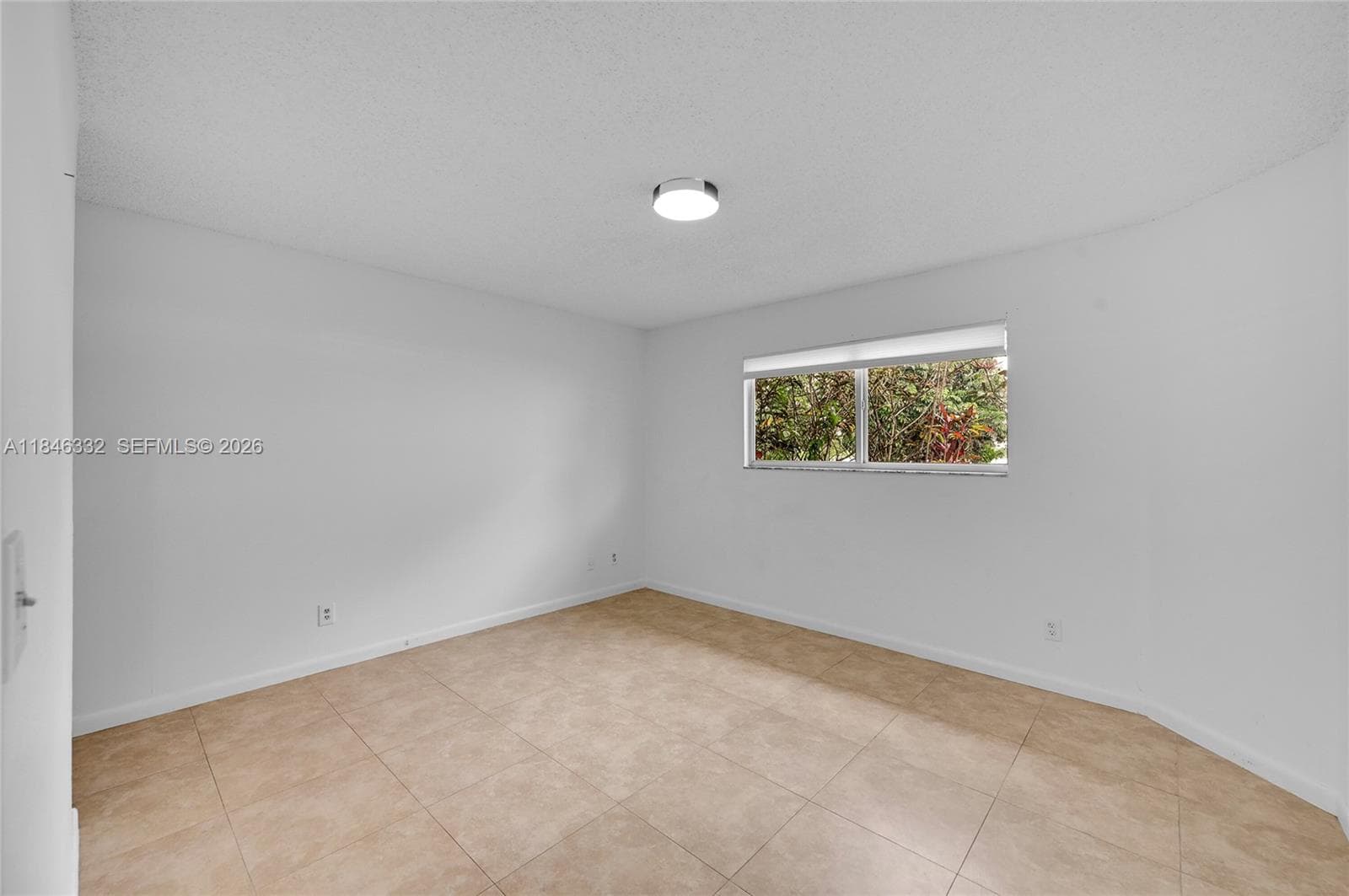Summer Lake · #107 in Oakland Park - Photo 17