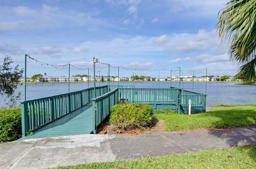 Summer Lake · #107 in Oakland Park - Photo 21