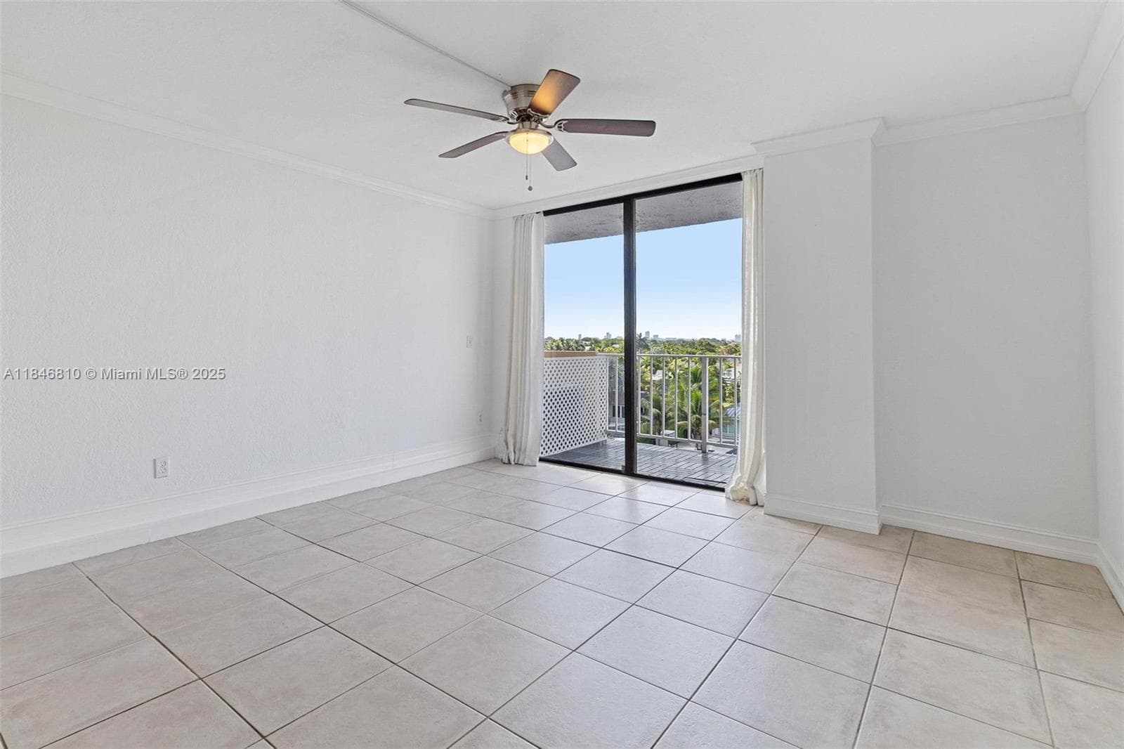 Vecino Del Mar · #504 in North Miami - Photo 11