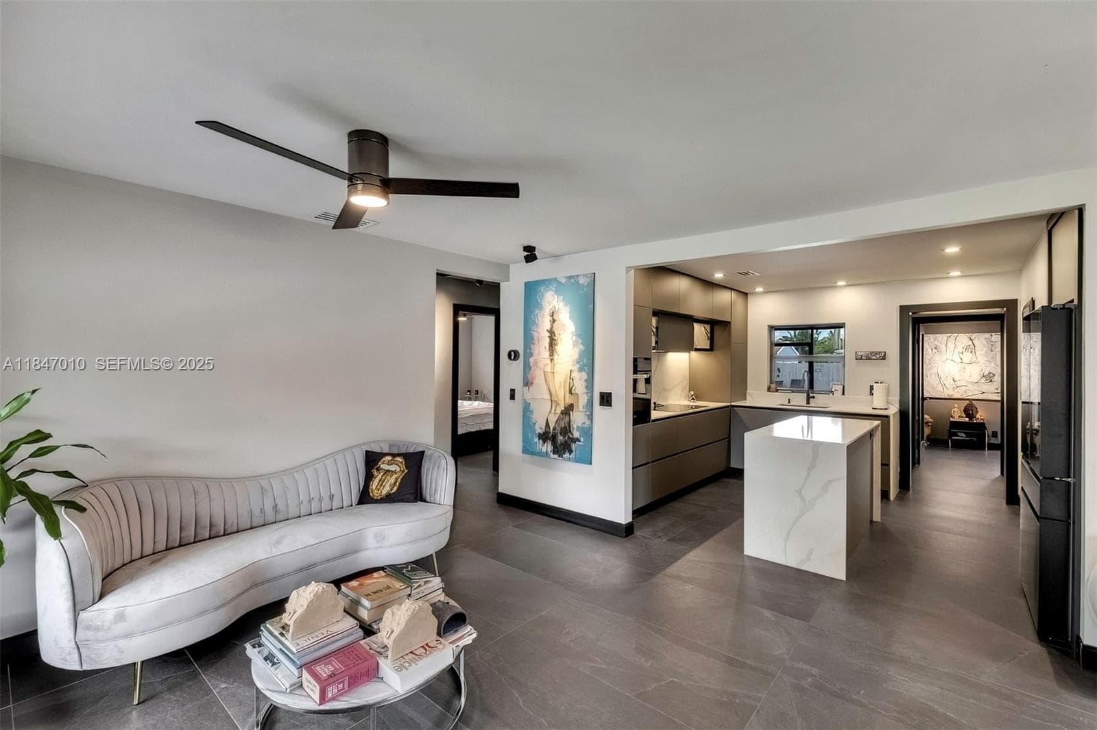 530 NW 39 photo 2