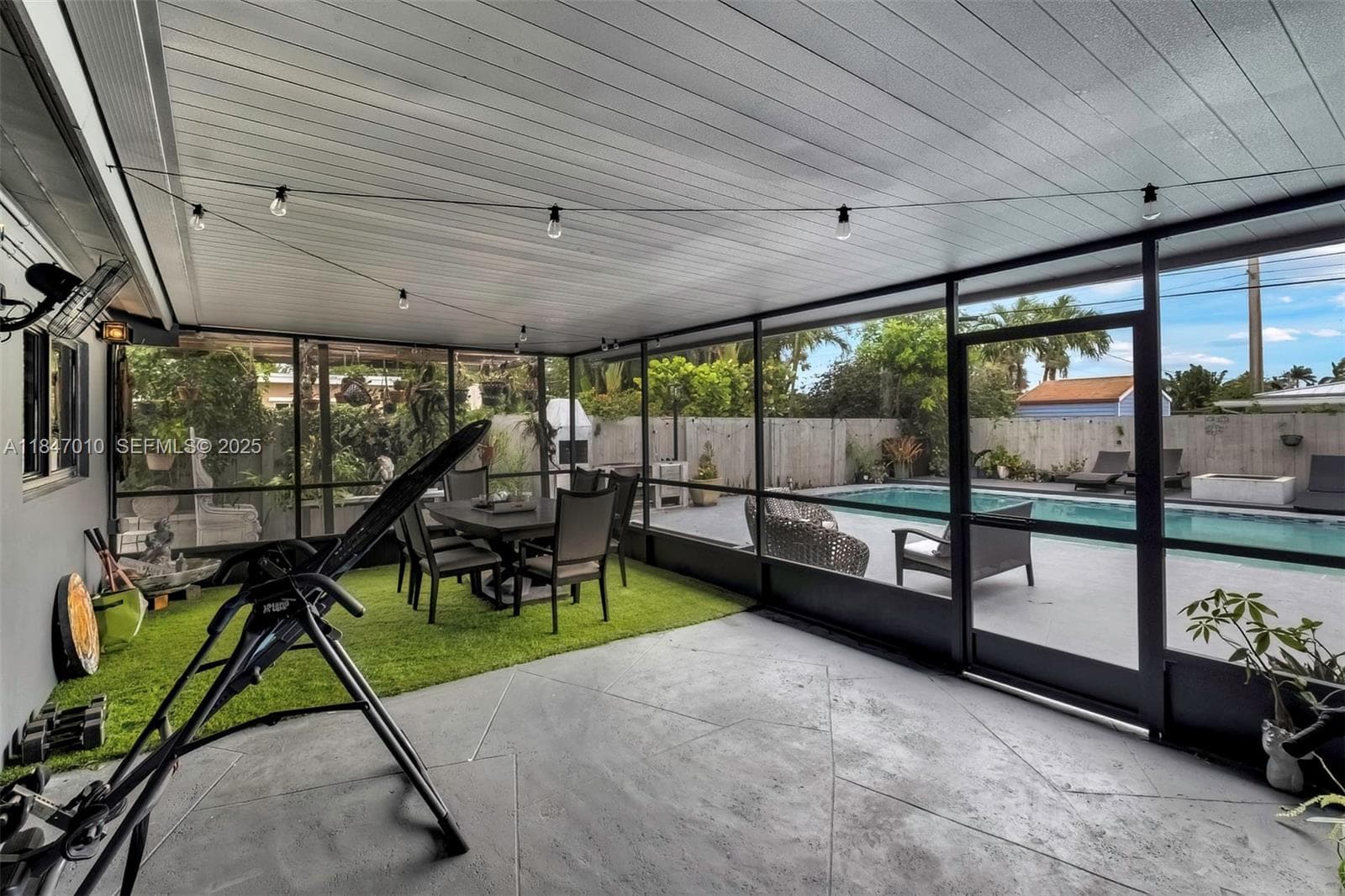 530 NW 39 photo 3
