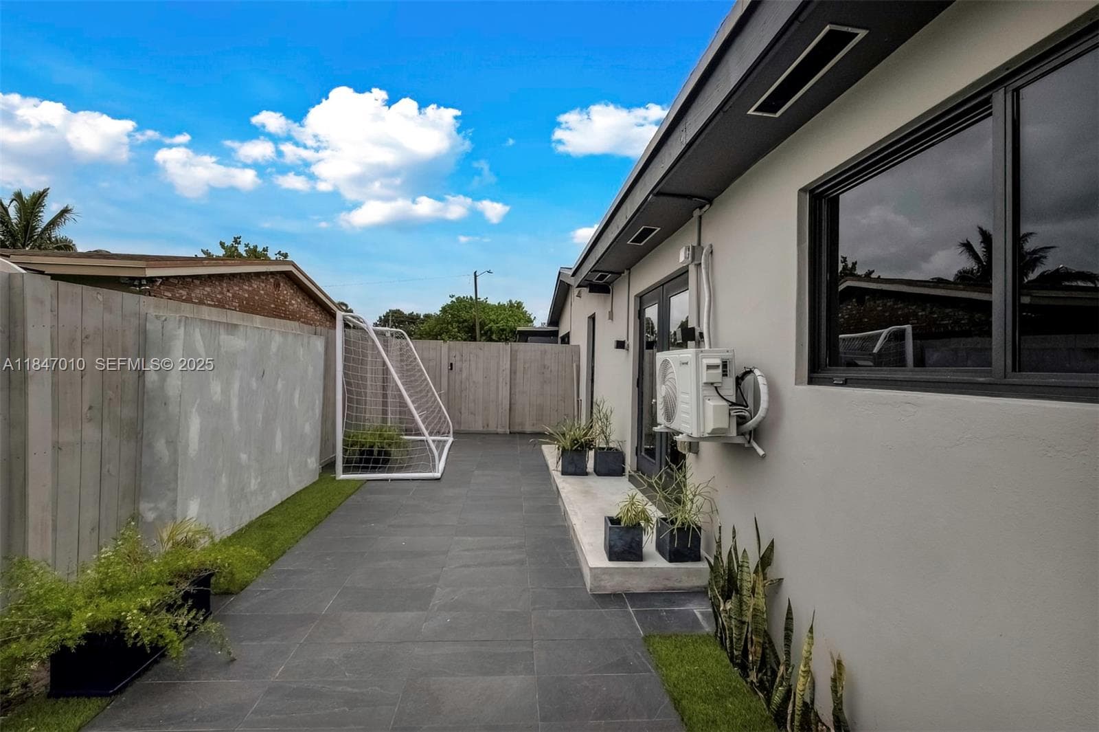 530 NW 39 photo 33