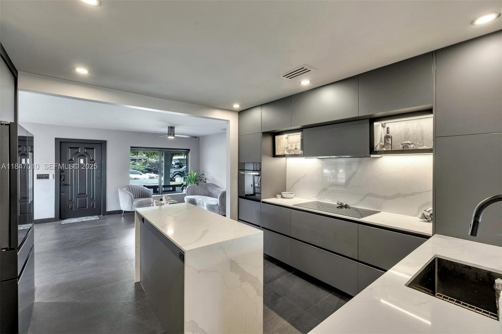 530 NW 39 photo 11