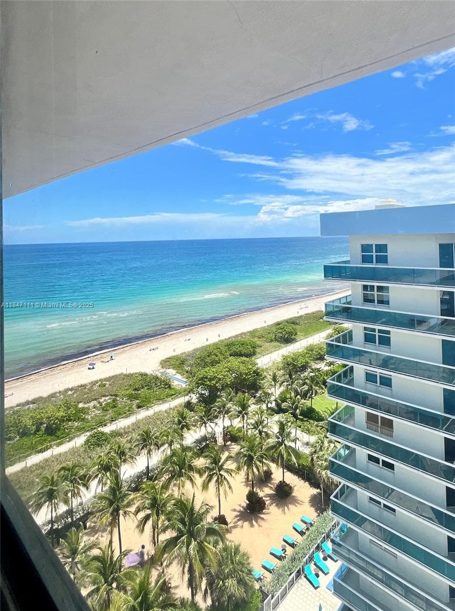 FOUR WINDS CONDO · #1402 in Surfside - Photo 30