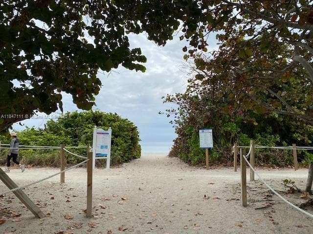 FOUR WINDS CONDO · #1402 in Surfside - Photo 37