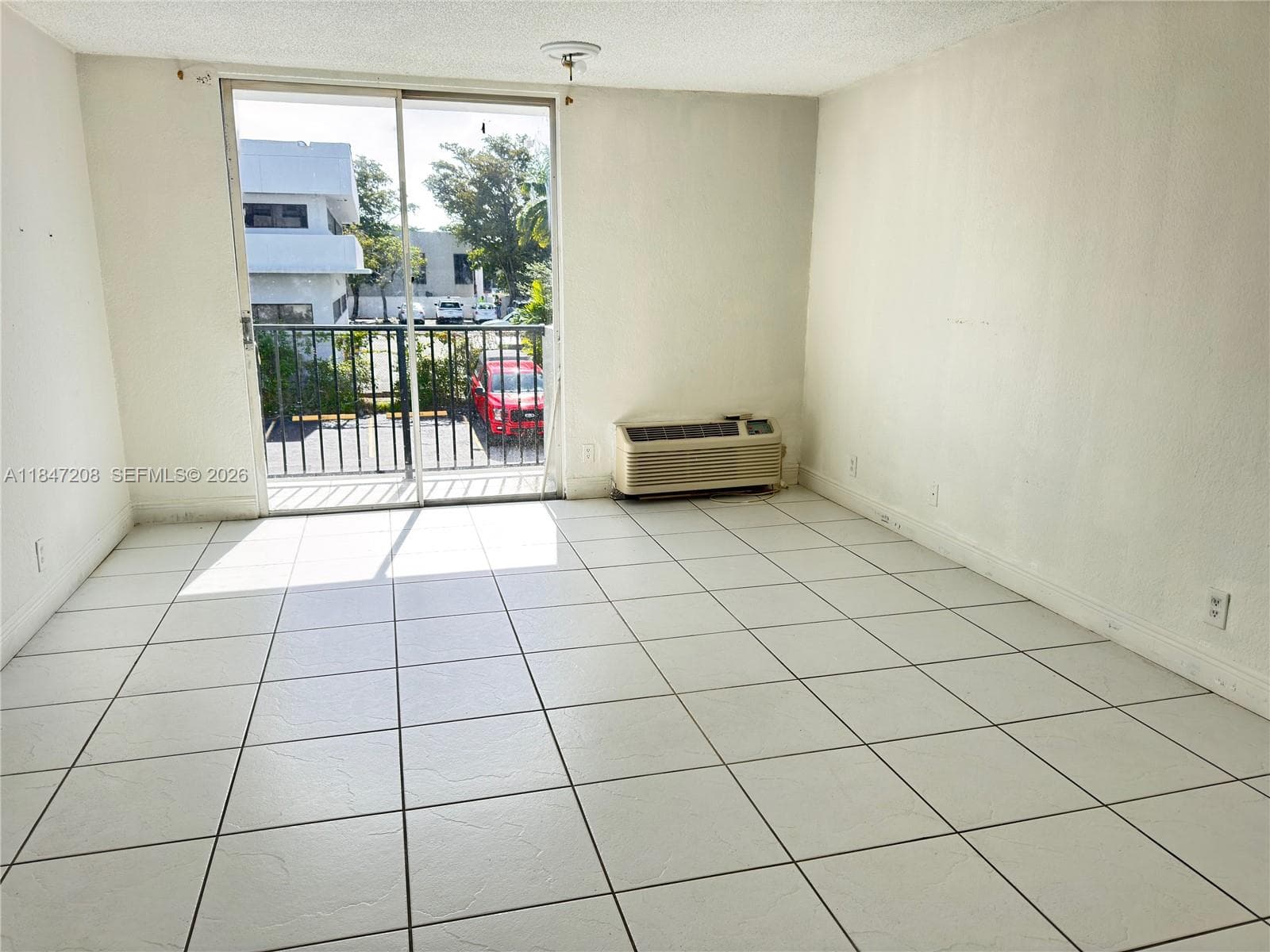 GOLDEN GATE APARTMENTS · #207 in Miami - Photo 5