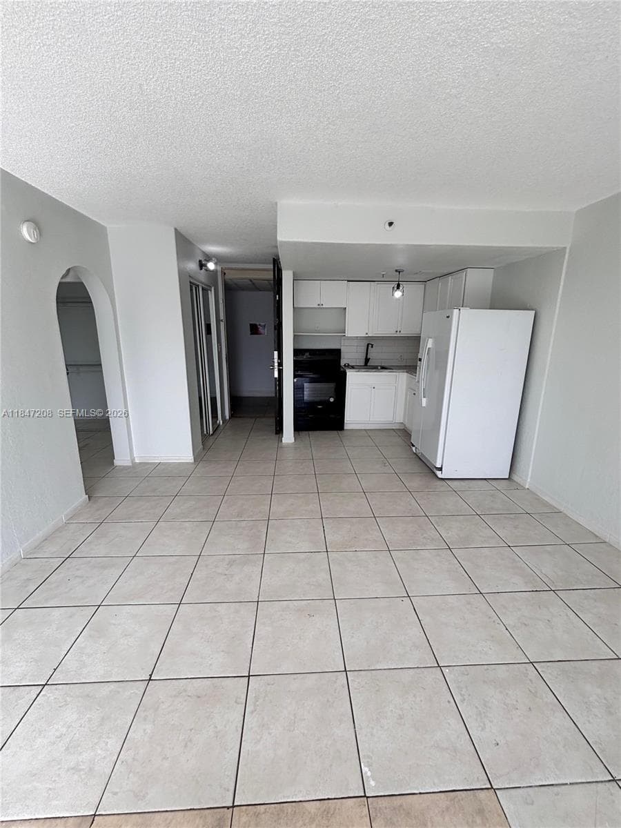 GOLDEN GATE APARTMENTS · #207 in Miami - Photo 18
