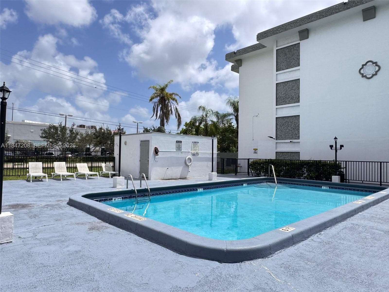 GOLDEN GATE APARTMENTS · #207 in Miami - Photo 19