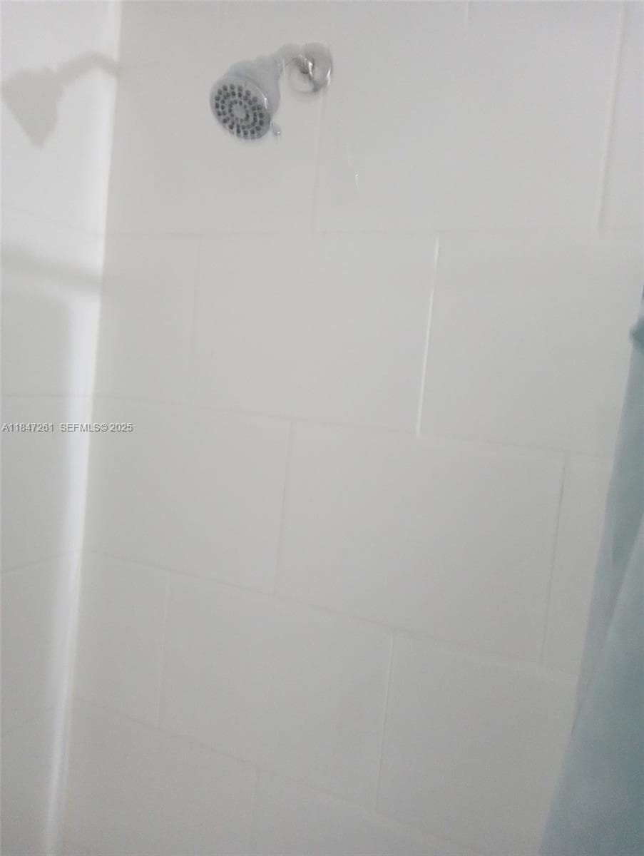 nice shower too not all units have both