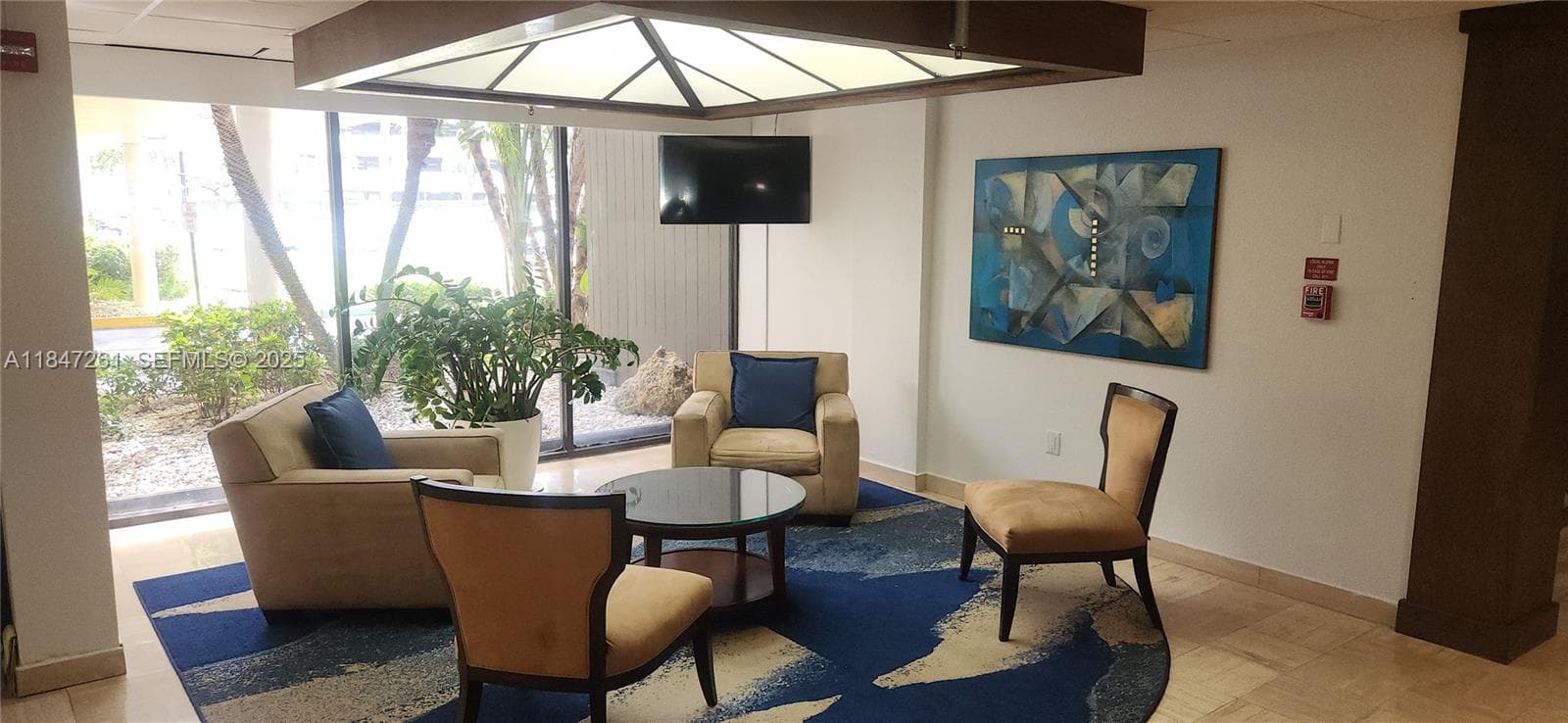Hillcrest East 27 · #314 in Hollywood - Photo 29
