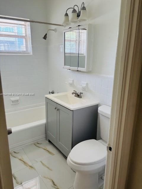 BAY HARBOR ISLAND · #9407 in Bay Harbor Islands - Photo 3