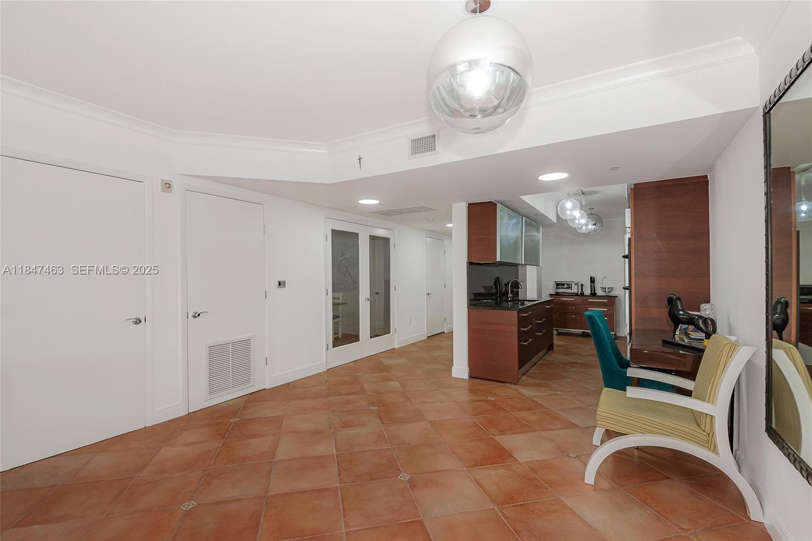 BEACH CLUB · #408 in Hallandale Beach - Photo 7