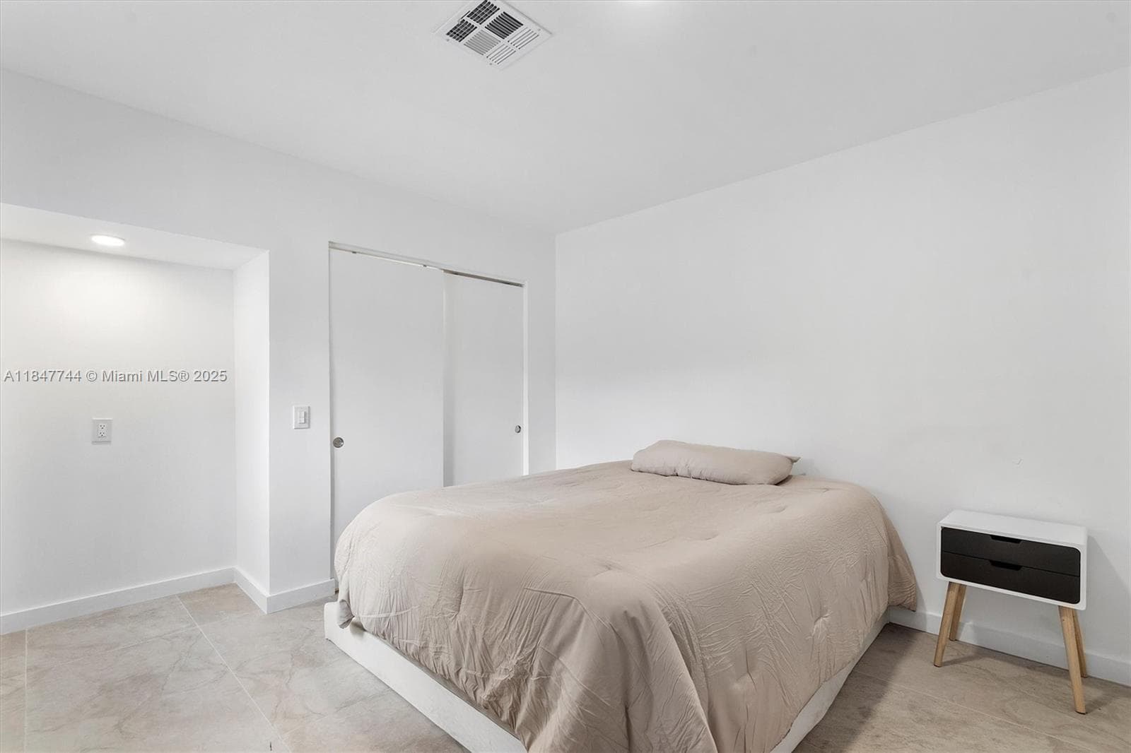 3246 Pierce St photo 27