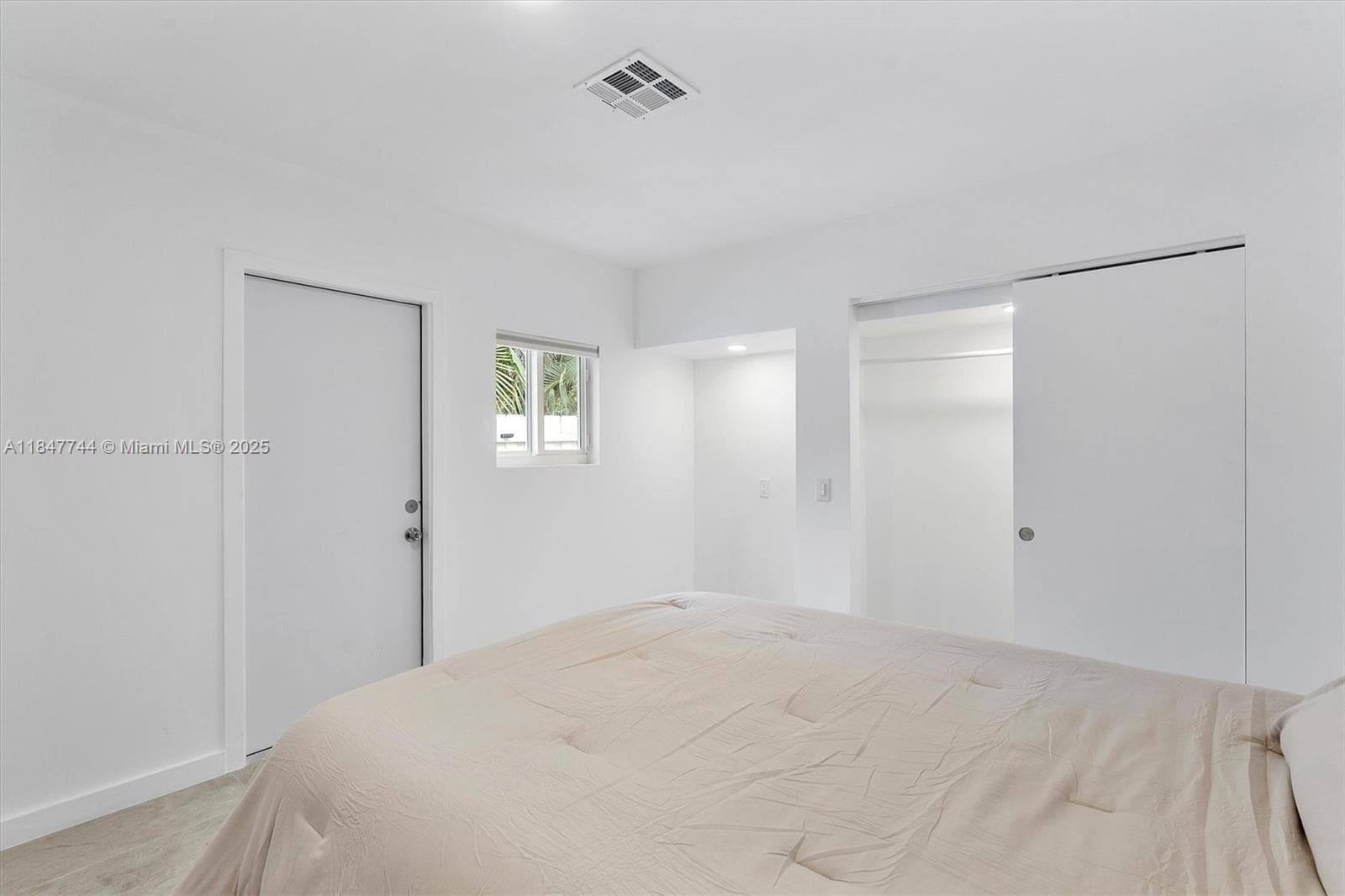 3246 Pierce St photo 26
