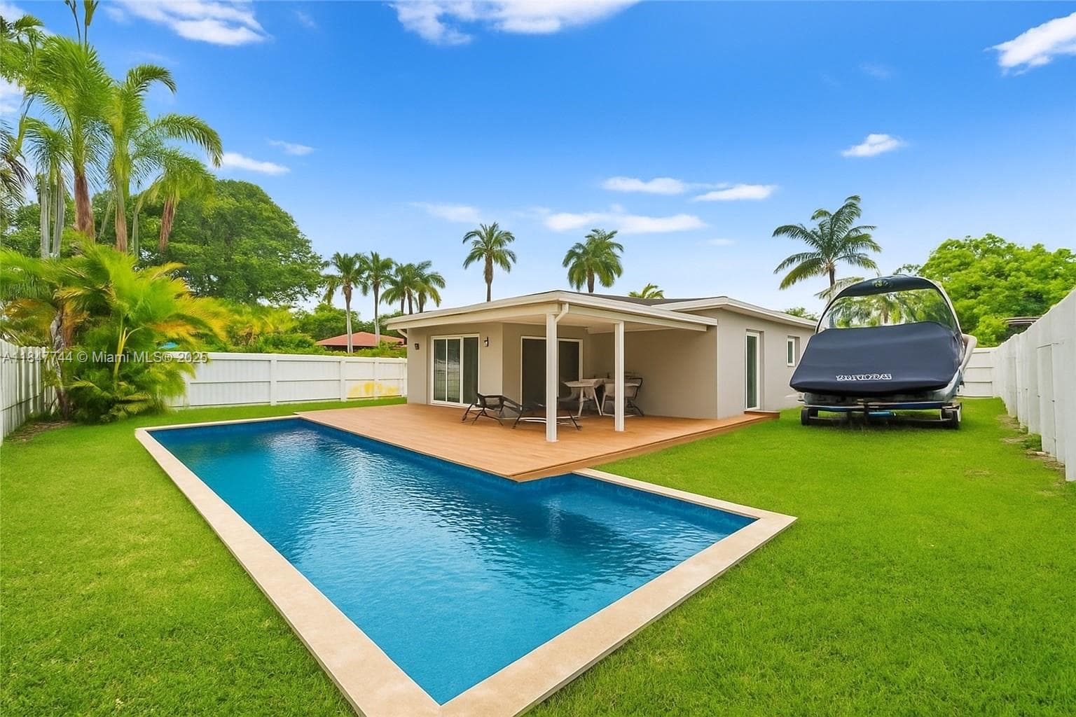 Virtually Staged pool