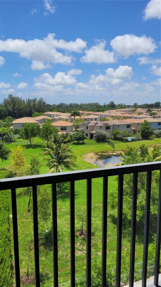 Chantilly Condo · #620 in Miami - Photo 5