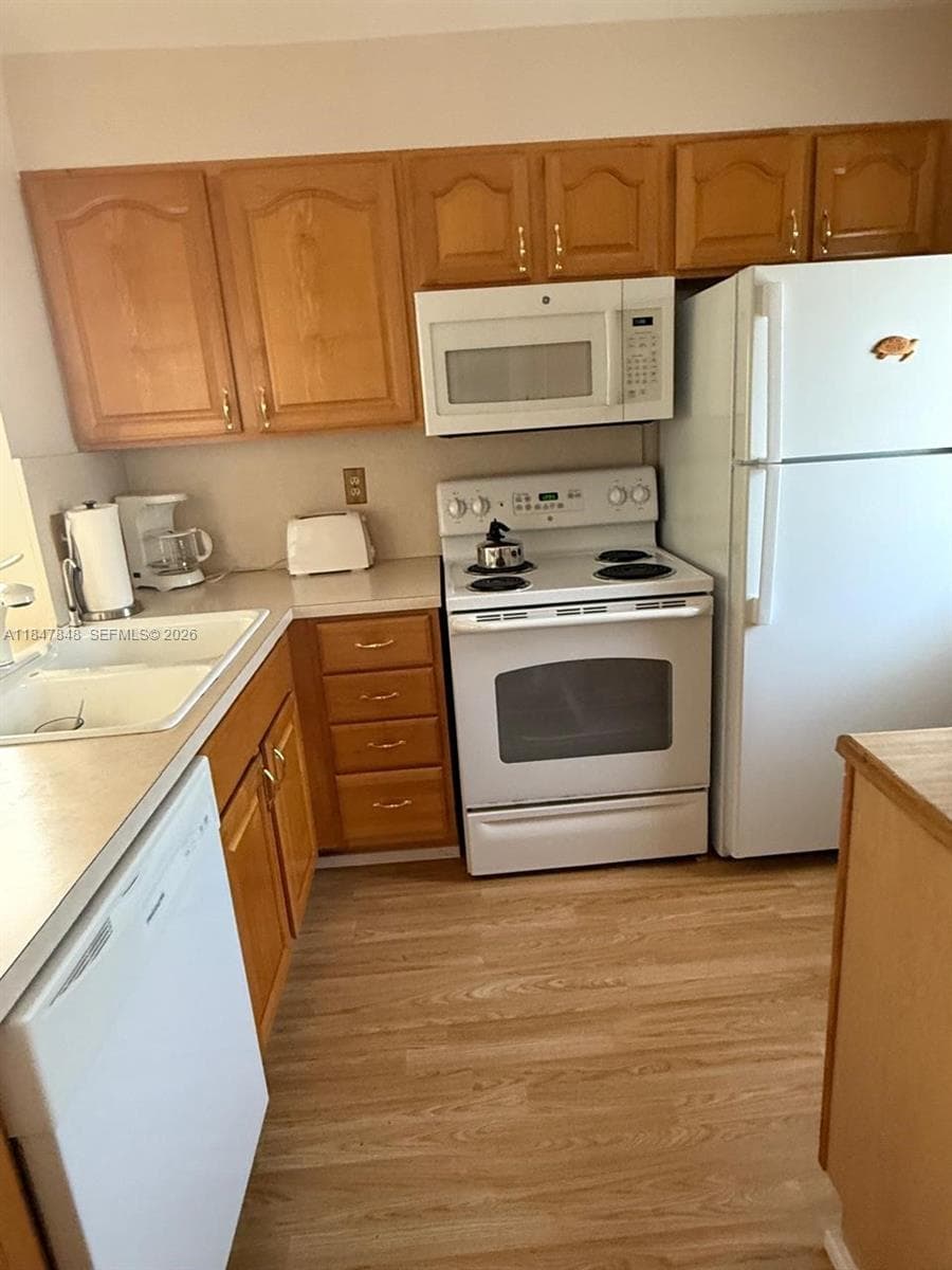 KINGS PARK GARDEN APTS CO · #221A in Fort Lauderdale - Photo 3