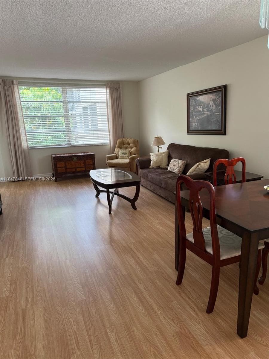 KINGS PARK GARDEN APTS CO · #221A in Fort Lauderdale - Photo 5