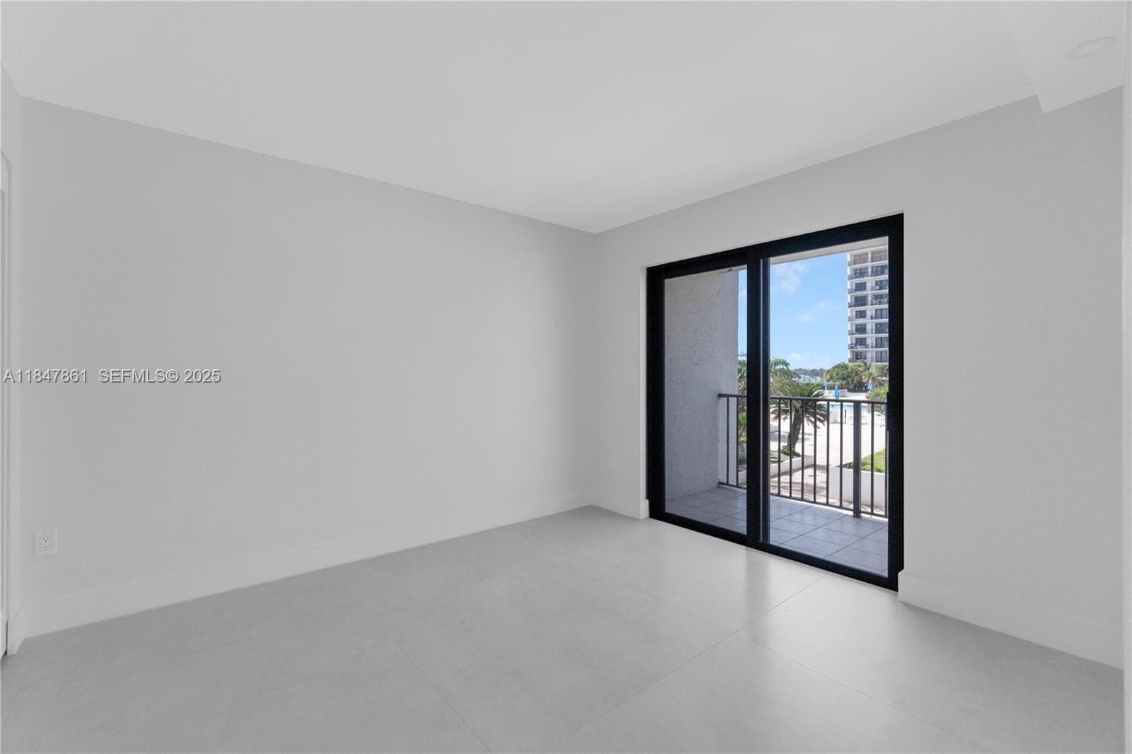 SUMMIT CONDO · #507S in Hollywood - Photo 22