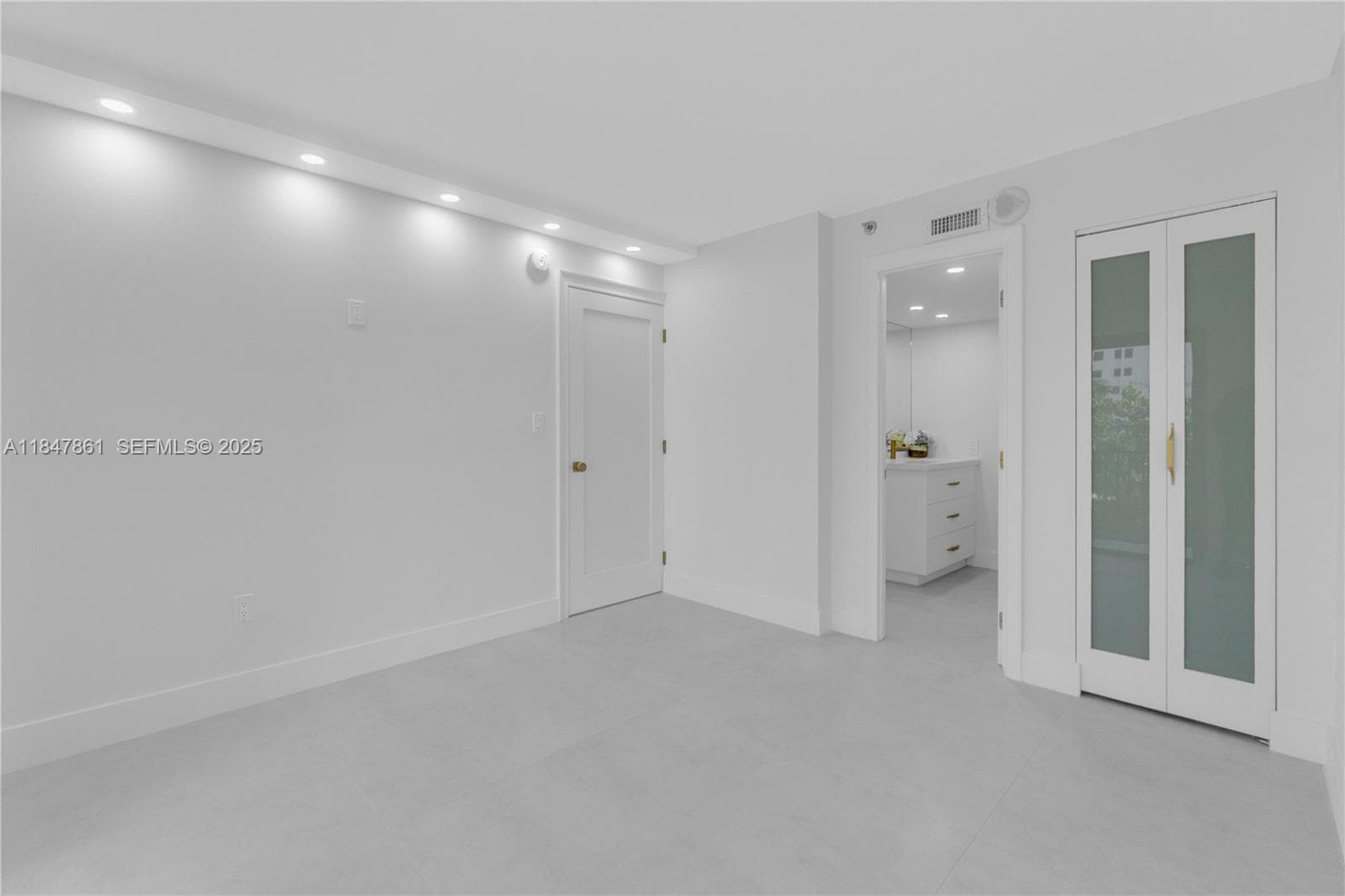 SUMMIT CONDO · #507S in Hollywood - Photo 24