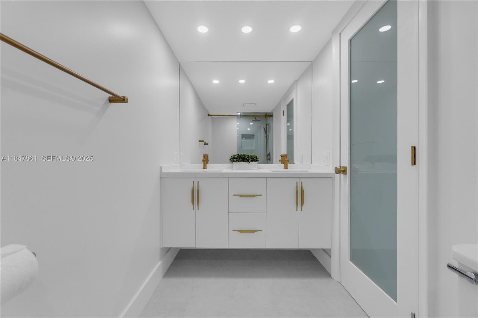 SUMMIT CONDO · #507S in Hollywood - Photo 11