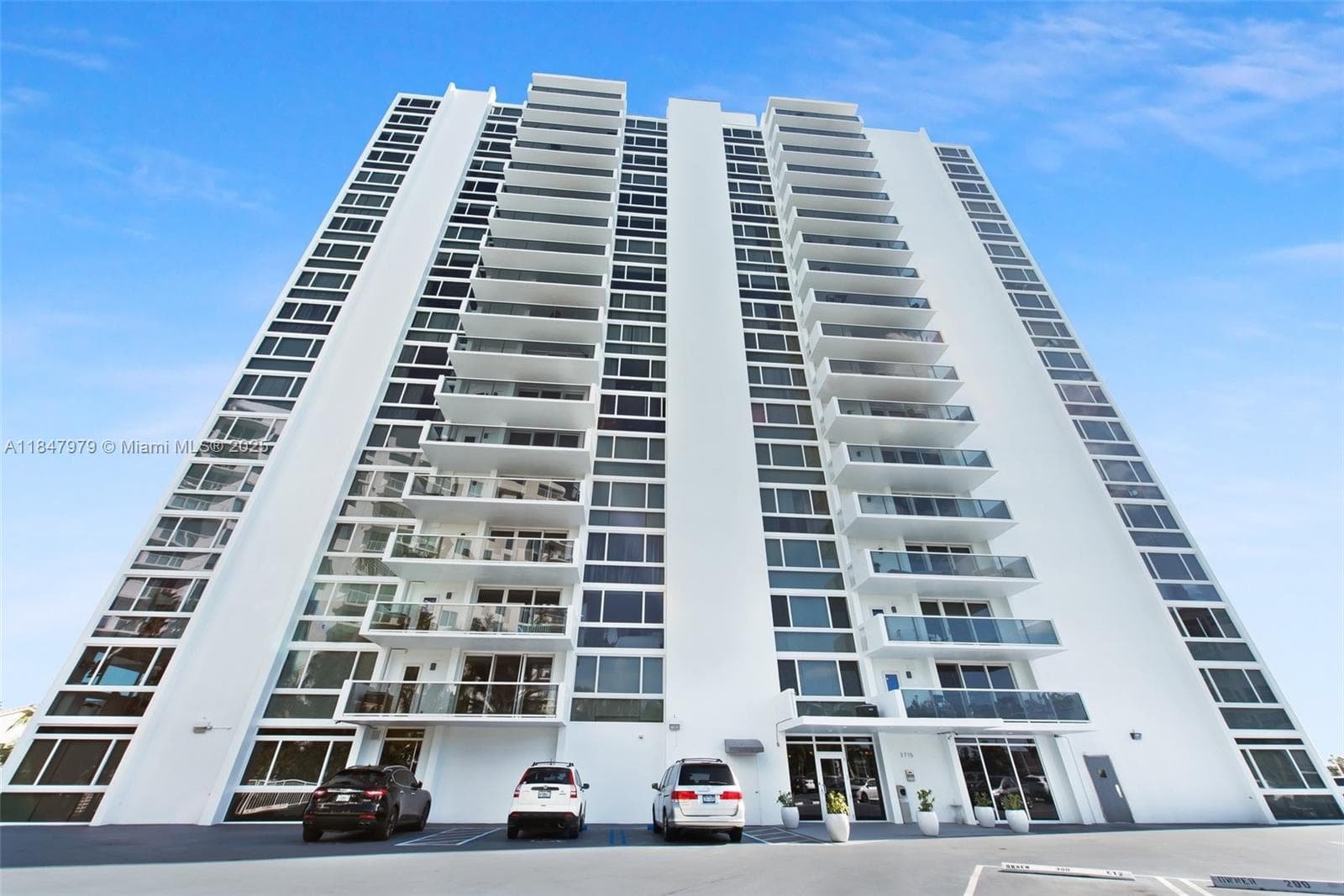 EMBASST TOWERS II INC COND · #3A in Fort Lauderdale - Photo 27