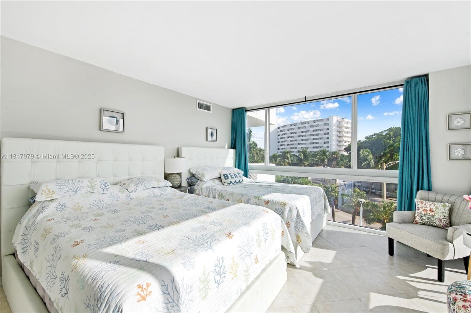 EMBASST TOWERS II INC COND · #3A in Fort Lauderdale - Photo 6