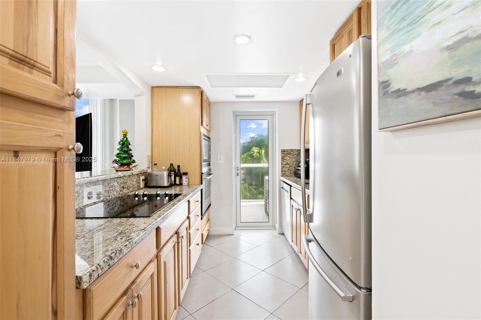 EMBASST TOWERS II INC COND · #3A in Fort Lauderdale - Photo 5
