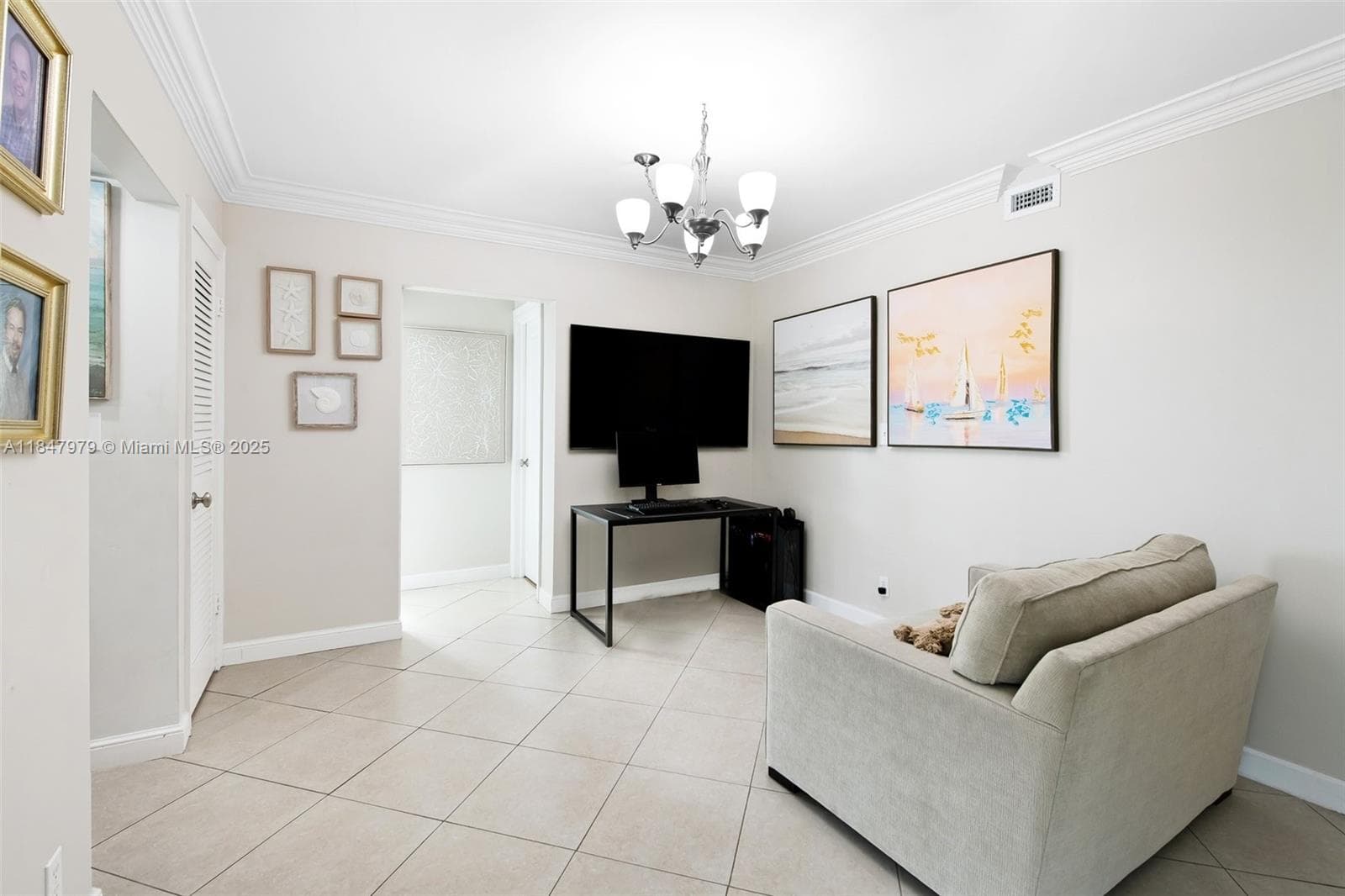 EMBASST TOWERS II INC COND · #3A in Fort Lauderdale - Photo 15