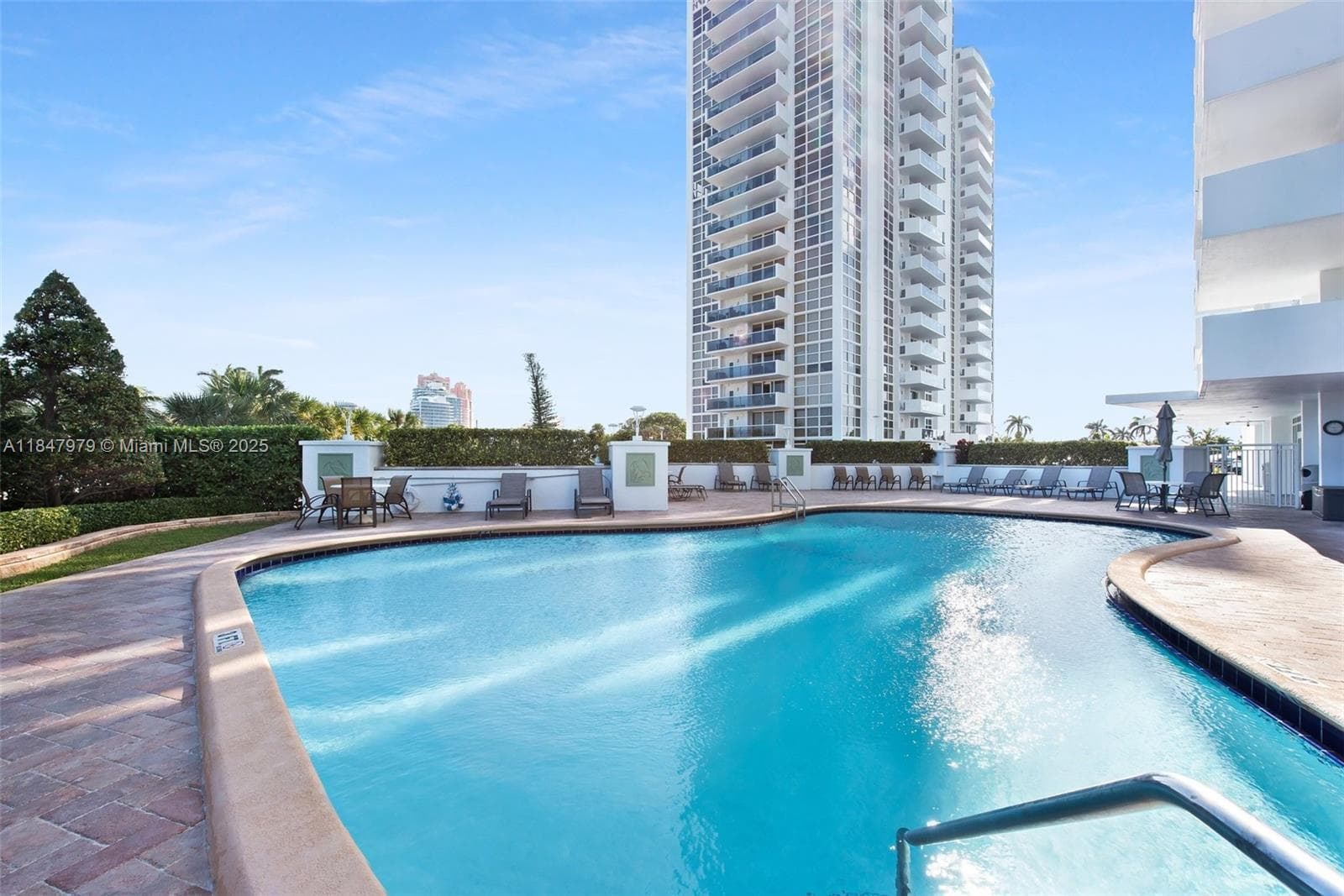 EMBASST TOWERS II INC COND · #3A in Fort Lauderdale - Photo 29