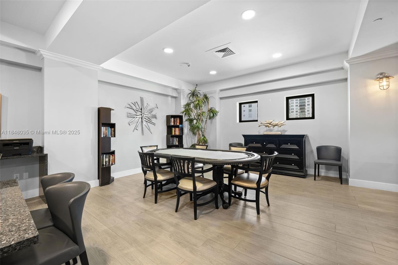 WAVE CONDOMINIMUM · #PH39 in Hollywood - Photo 28
