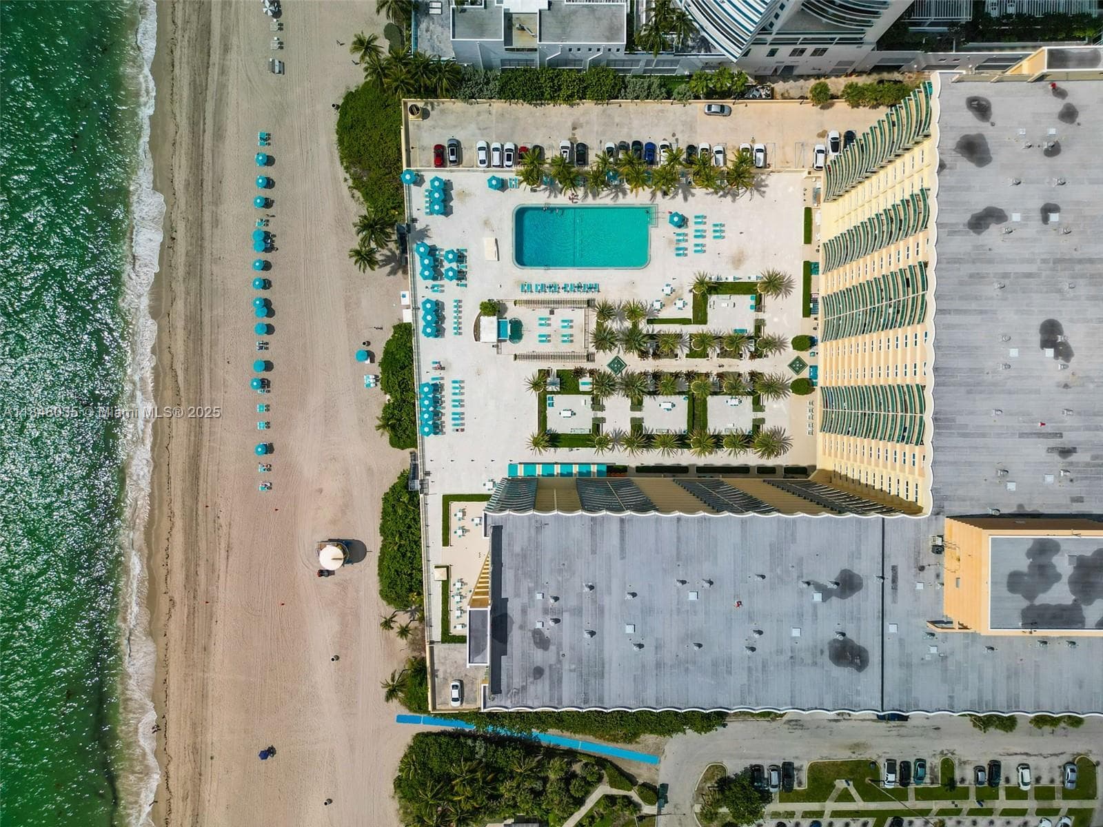 WAVE CONDOMINIMUM · #PH39 in Hollywood - Photo 41